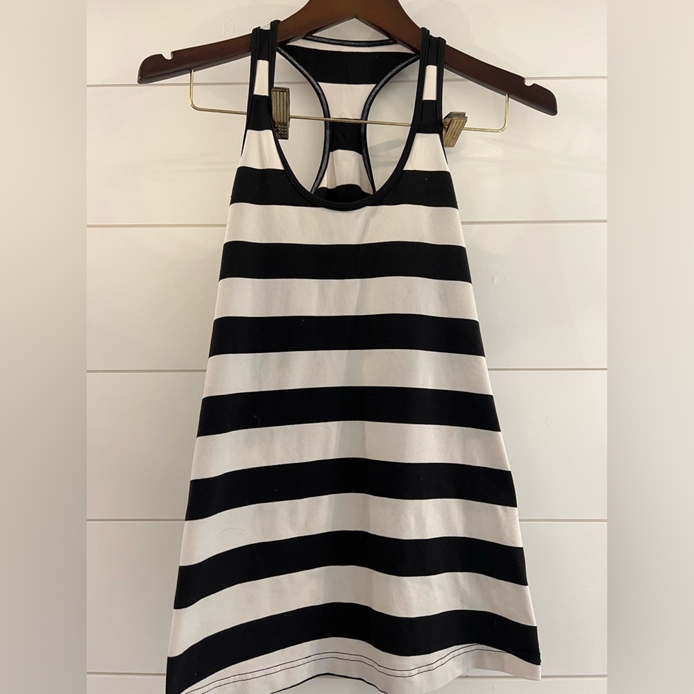 Lululemon Cool Racerback striped LOT size 8 - Picture 6 of 7